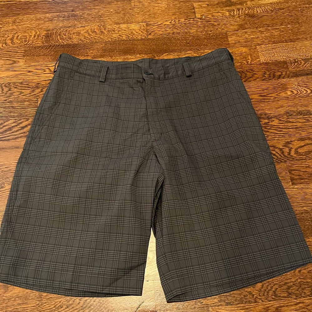 Nike Gray Flat Front Shorts Classic Style